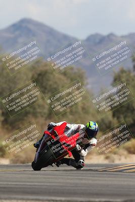 media/Oct-13-2025-Moto Forza (Mon) [[a66d839500]]/2-A Group/Session 4 Turn 7/